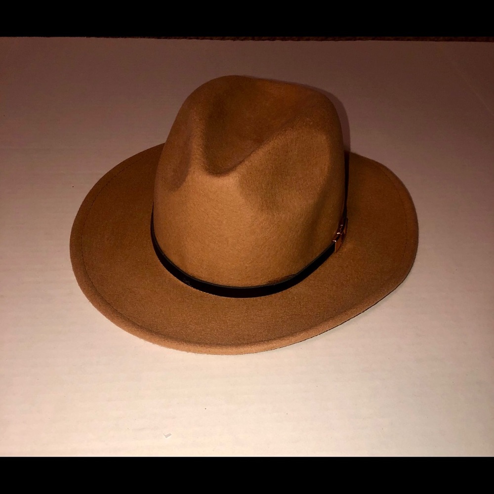 “NEW” Fedora hat